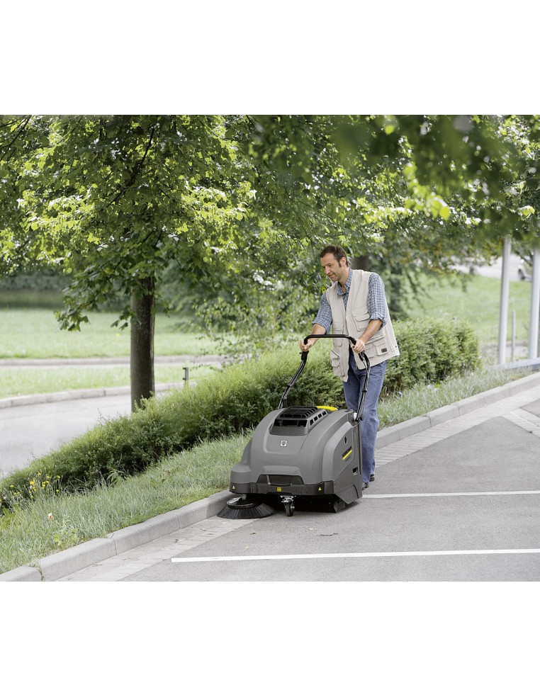 BARREDORA-ASPIRADORA KARCHER KM 75/40 W G